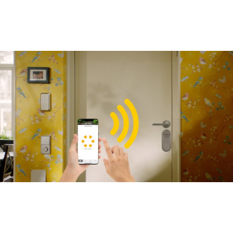 Chytrý zámek Yale Linus Smart Lock Silver