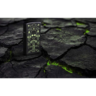 Zapalovač ZIPPO 66071 Slim® Alien Invasion Design