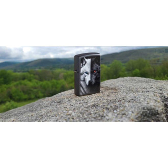 Zapalovač ZIPPO 66076 Two Wolves Design